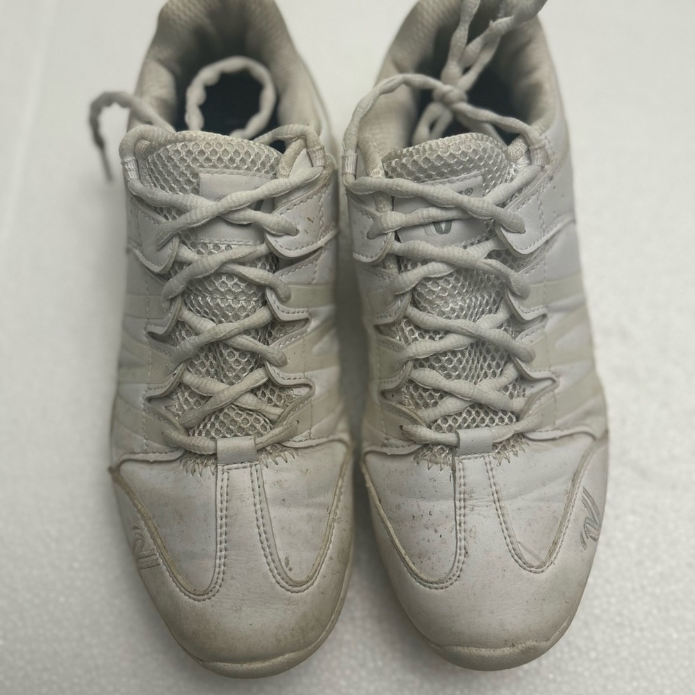 Varsity Women’s Cheerleading Shoes White | Size 9.5